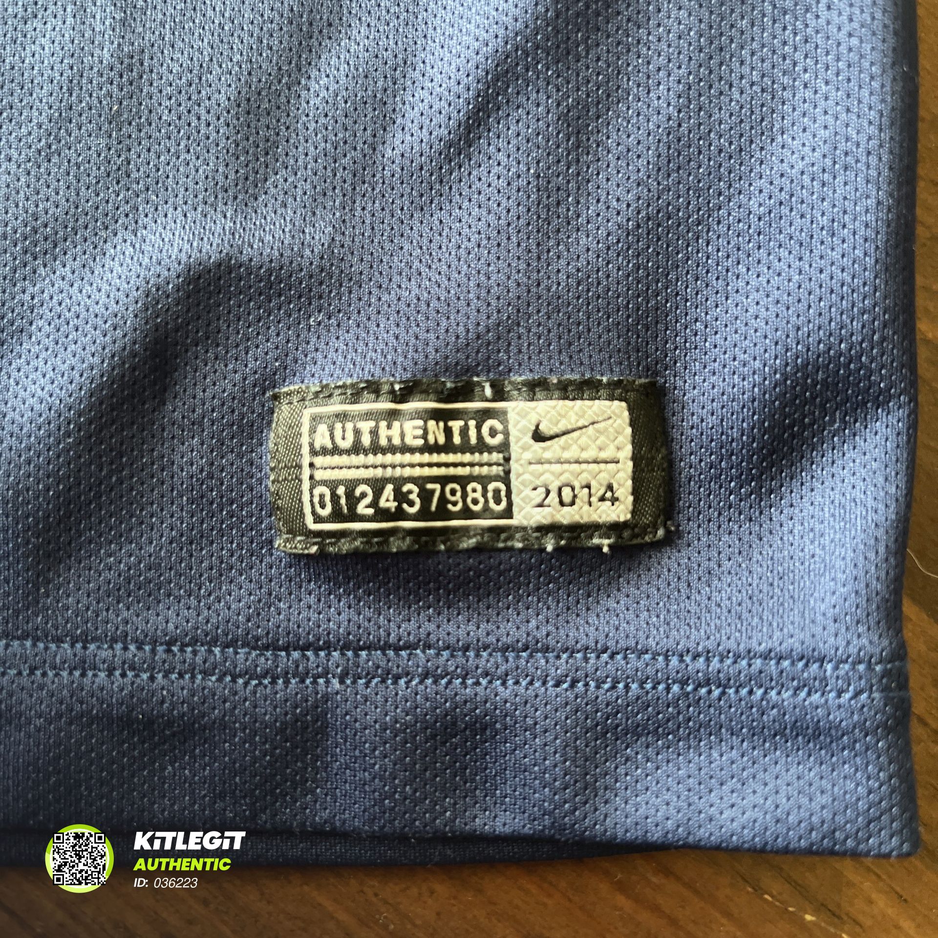 Authenticity evidence image of PSG 2014/15 Nike Home Shirt (Fly Emirates) - Men's Medium