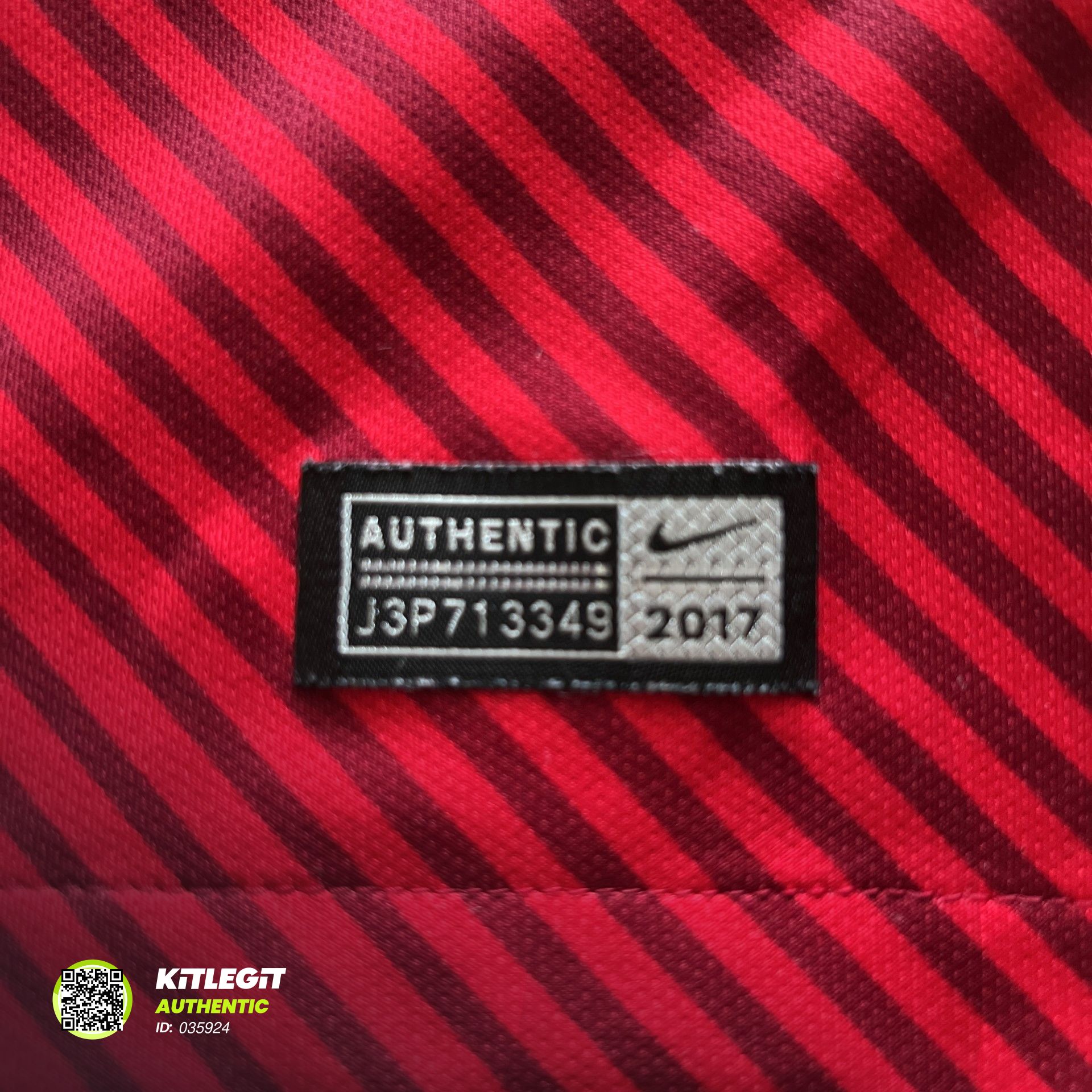 Authenticity evidence image of Sparta Prague Nike Home Shirt (Sazka Bet) - Men's Large