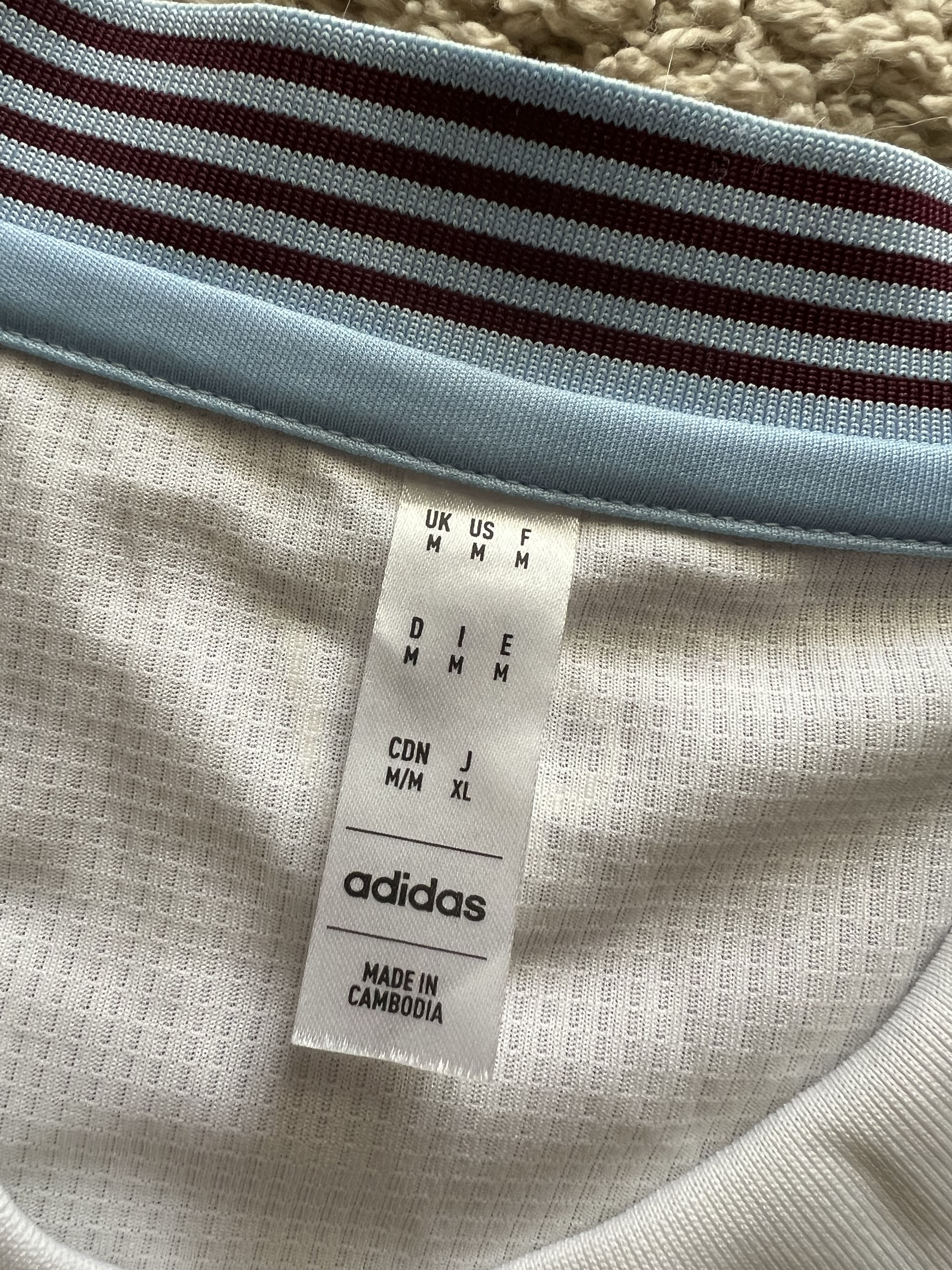 Authenticity evidence image of Aston Villa 2024/25 Adidas Away Shirt (Acorns) - Men's Medium