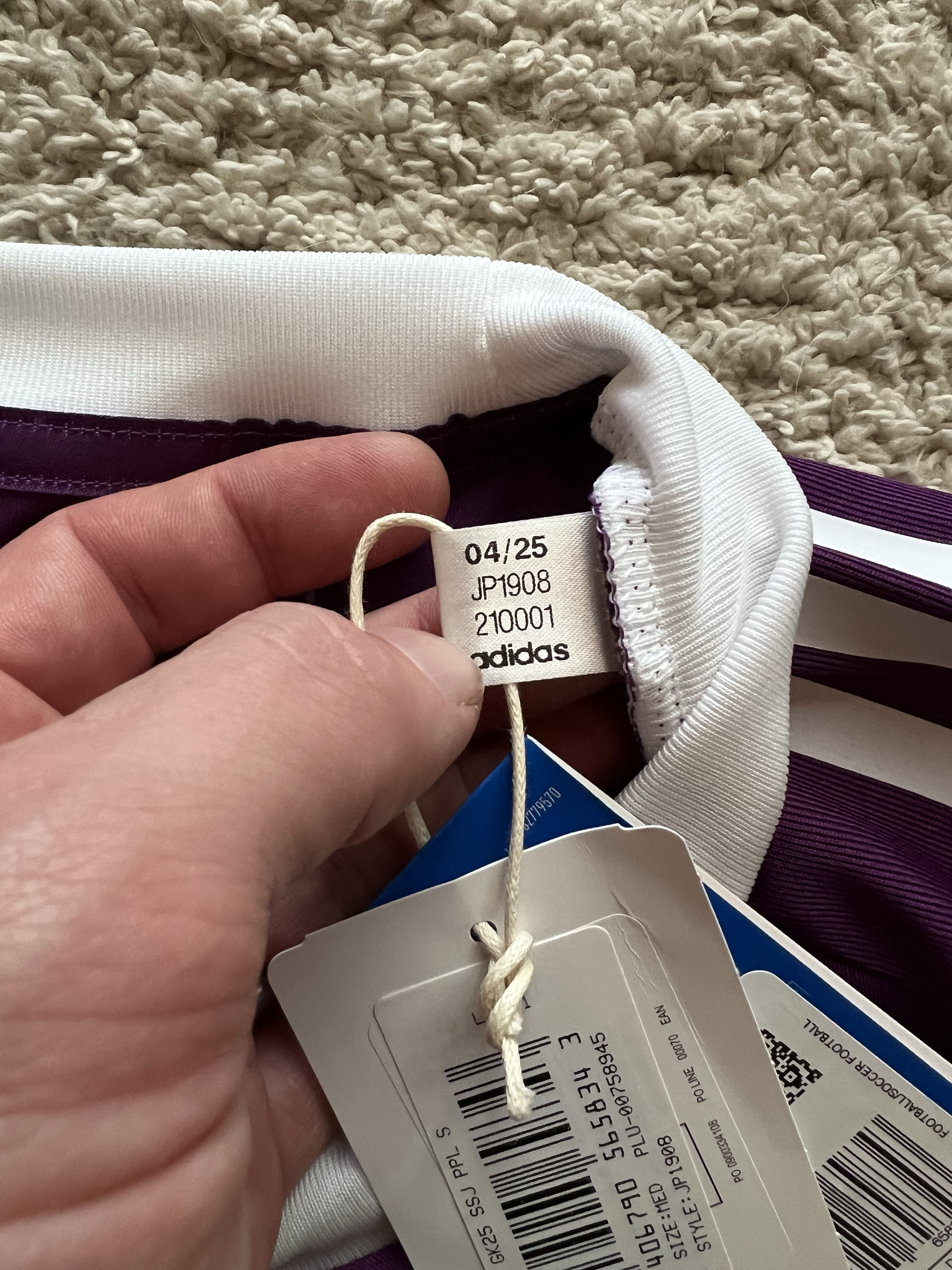 Authenticity evidence image of Aston Villa 2025/26 Adidas GK 5 Goalkeeper Shirt (Betano) - Men's Medium