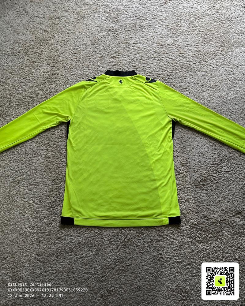 Away shirt