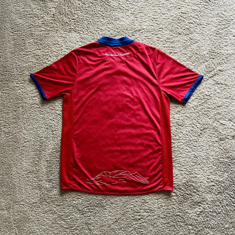Rear view of UD Lanzarote 2023/24 Home Shirt (Opel) - Men's Medium